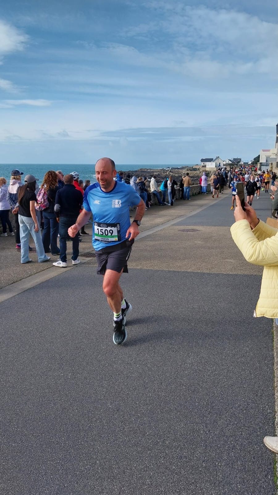 Simon en plein effort au kilomètre 30 du marathon de la Côte d'Amour